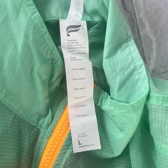 Fabletics Payton woven nylon semi sheer jacket size large - Picture 9 of 9
